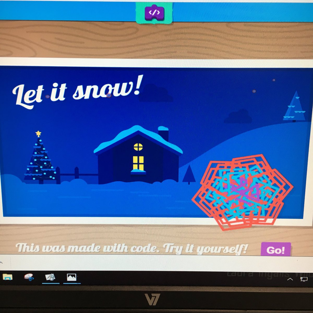 LIW_5thGrade's tweet image. Check out our designs #codeasnowflake #hourofcode @GoogleForEdu