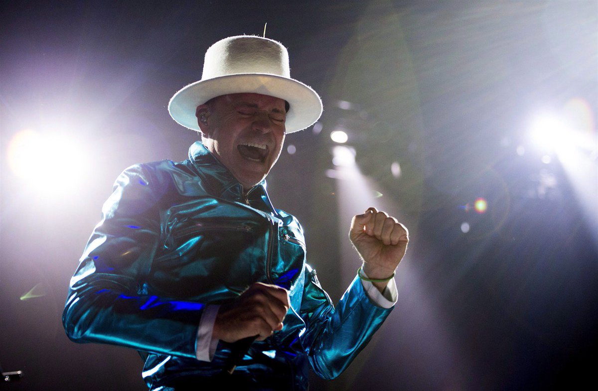 Belleville high school could be named after late Hip lead singer Gord Downie ow.ly/xBMt30h2hmI https://t.co/T4w8fle5ct