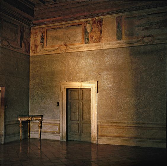 tizianacampodon's tweet photo. Villa Medicis © François #Halard https://t.co/Ll91ehvANz