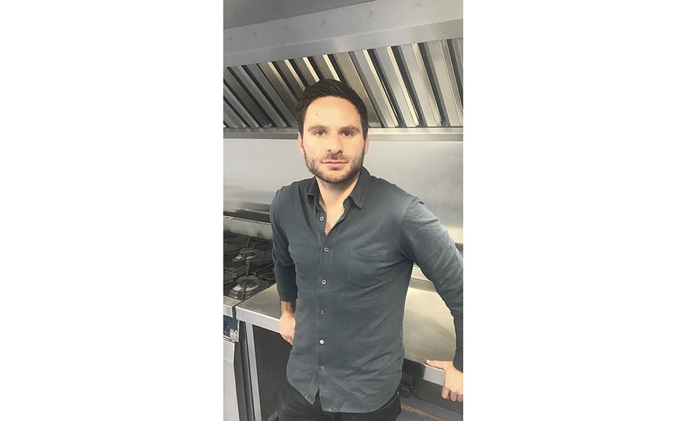 We workshadowed Will Beresford, director at FoodStars, the London-based commercial kitchen providers and found out about his working day. #foodbusiness #commercialkitchens qualityfoodanddrink.com/interviews/wor…