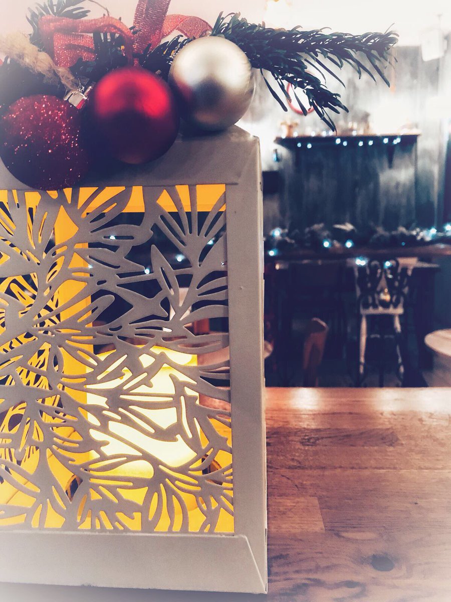Beautiful 'Capucana' Christmas lanterns ready for our cocktail making class with them this Thursday... who's coming?? 🍸🙋 #cocktails #drinking #didsbury #christmasfun