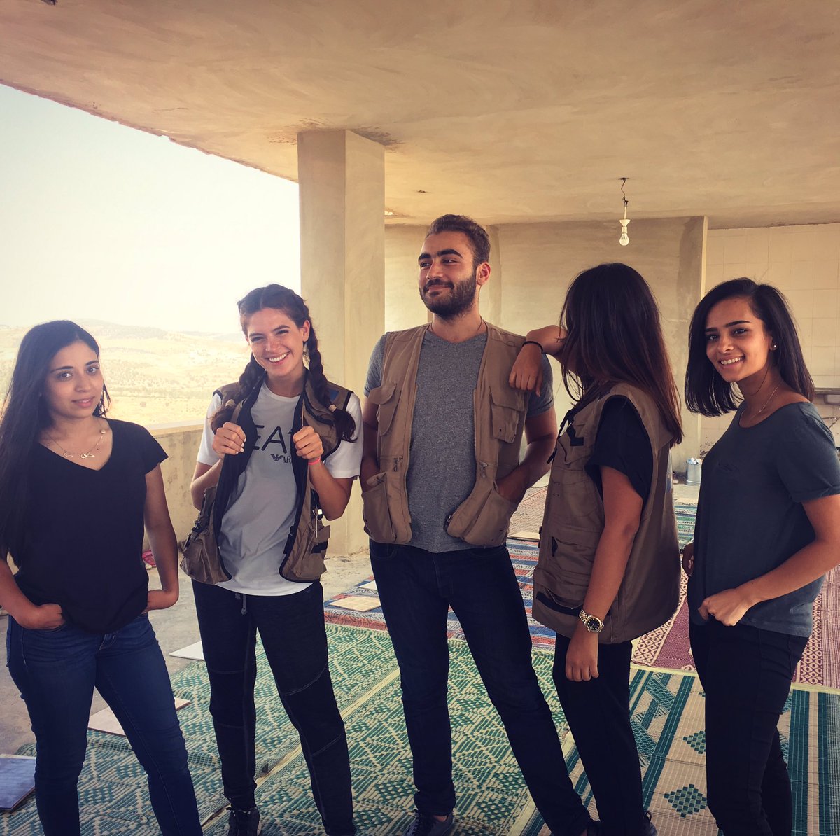 So grateful for our volunteers🙏🏼 🙏🏼
This project would not be possible without them! ⠀ ⠀⠀⠀⠀ ⠀⠀⠀⠀⠀⠀ ⠀ Interested in volunteering with <a href="/IAHVJO/">IAHV Jordan</a> ? e-mail us at info@iahv.org.jo  #InternationalVolunteerDay  #peacebuildinginjordan