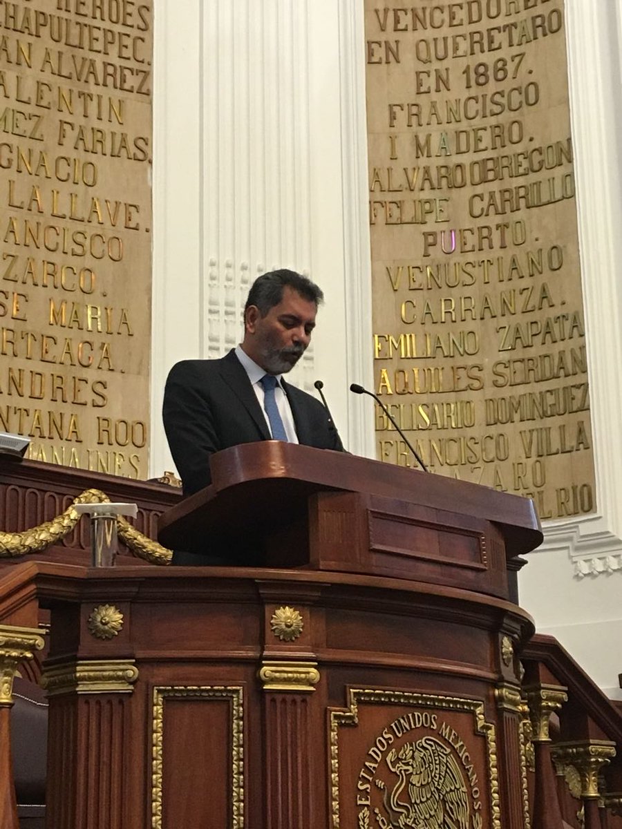 leonel_luna's tweet photo. Gracias a Paquete Presupuestal 2018, se dará continuidad a programas sociales, educativos y de salud, destacó Srio. de @Finanzas_CDMX, @Edgar__Amador. https://t.co/hjAZ3Tqmkm