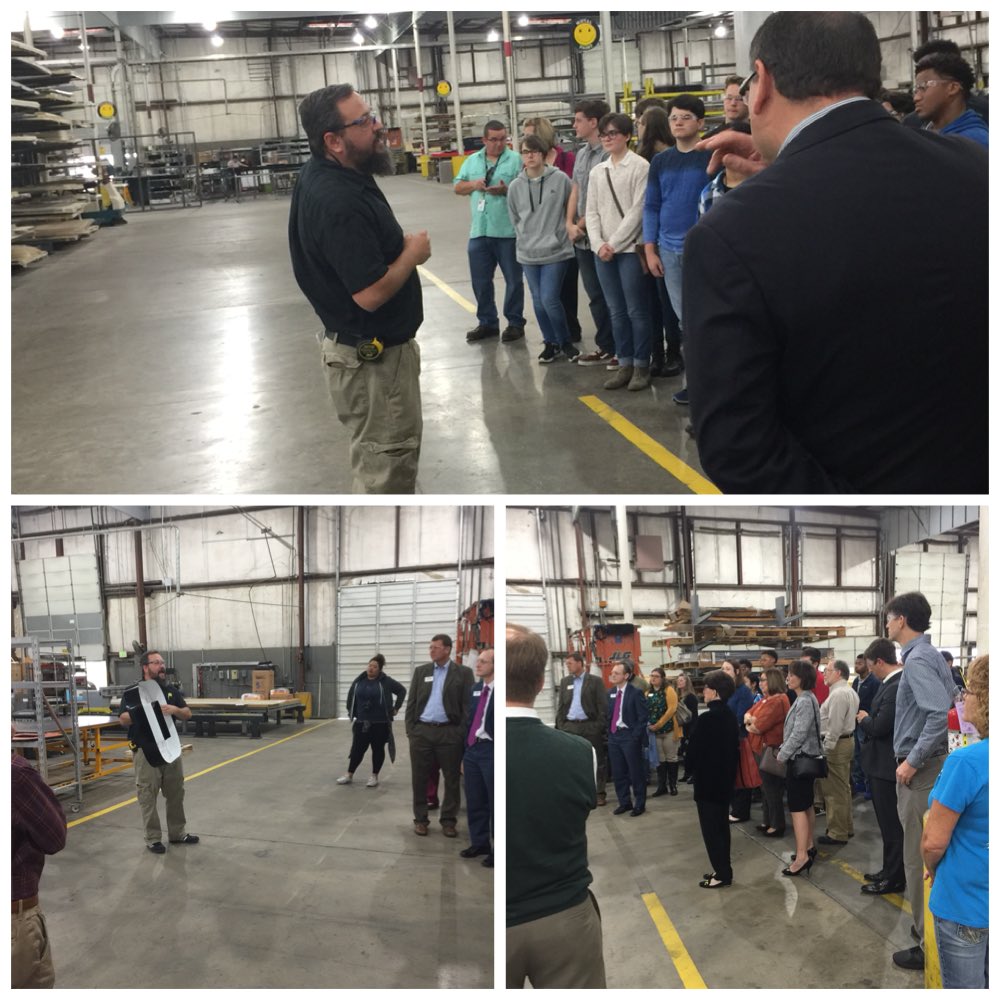 atnLvarner's tweet photo. #ShelbyOne COC Industry tour @#Sign Faces in Pelham
@ALTechNetwork @atnLvarner. Thanks #SignFaces! https://t.co/d6L8oPEzMb