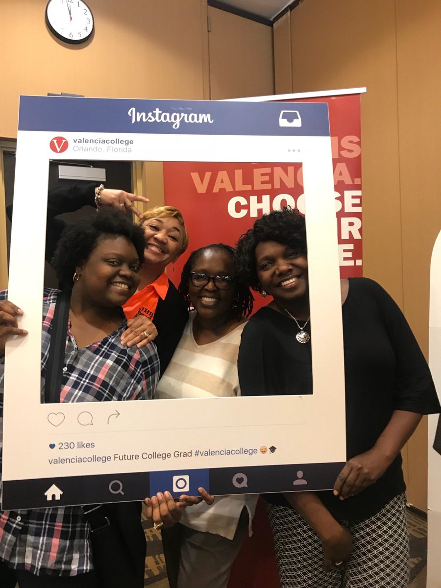 Discover_VC's tweet photo. Shoutout to these @Jones_OCPS counselors! Looks like they’re having a blast at Valencia College Counselor Day! #CD2017 https://t.co/fuoJAuyhOE