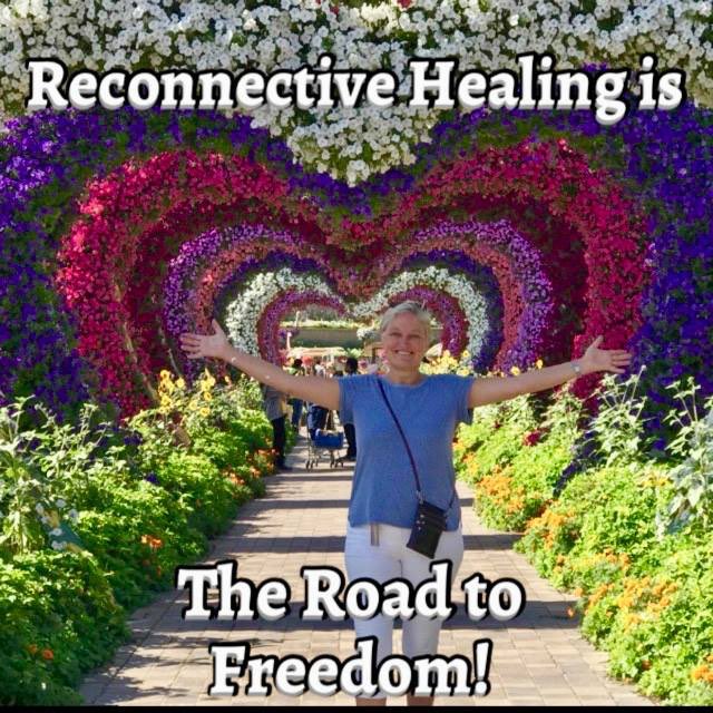TheReconnection's tweet photo. Do you want to win a free Online Essentials Course? Simply snap a photo of yourself or use an image and tell us what 'Reconnective Healing is…' using #RHquote and post below. Good luck! #RHGAW2017 More info: https://t.co/vg81F18Z5R https://t.co/DAGrnYwYGo