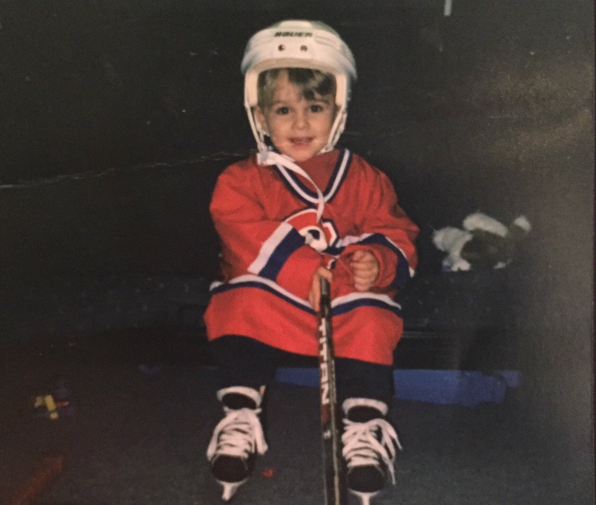 Which current Blue grew up a diehard fan of the Canadiens? WATCH: atnhl.com/2jSA3SY #stlblues https://t.co/nWOVUIMdvj