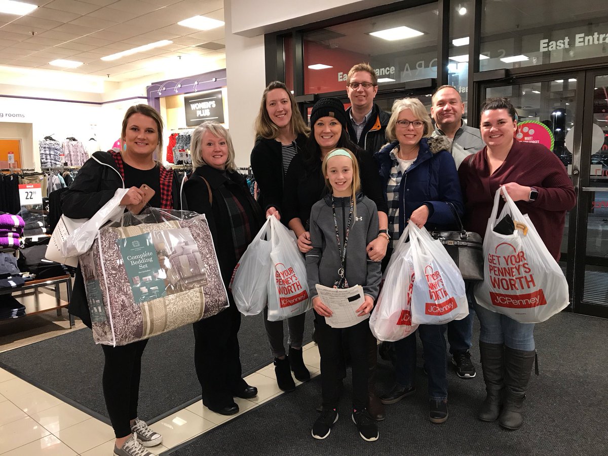 We used funds raised at #RambleJam to shop for families through the <a href="/360Communities/">360 Communities</a> Armful of Love program. Thanks for making merry Christmases possible.