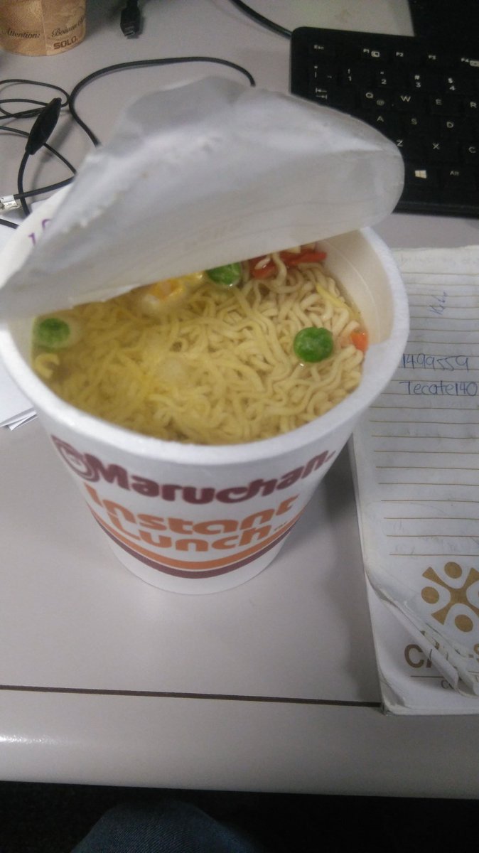 _JesusHernandez's tweet image. El alimento más delicioso del #Universo7. 😍😍😍😍 🍜 🐉