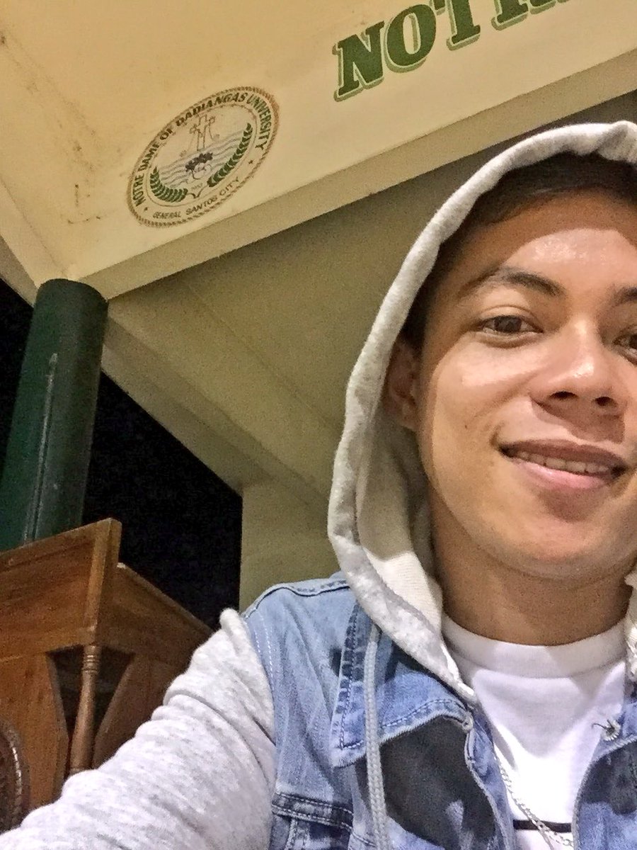 MecoyIsMyName's tweet photo. Smile habang kaya pa! 😅 https://t.co/fujUpDaADJ