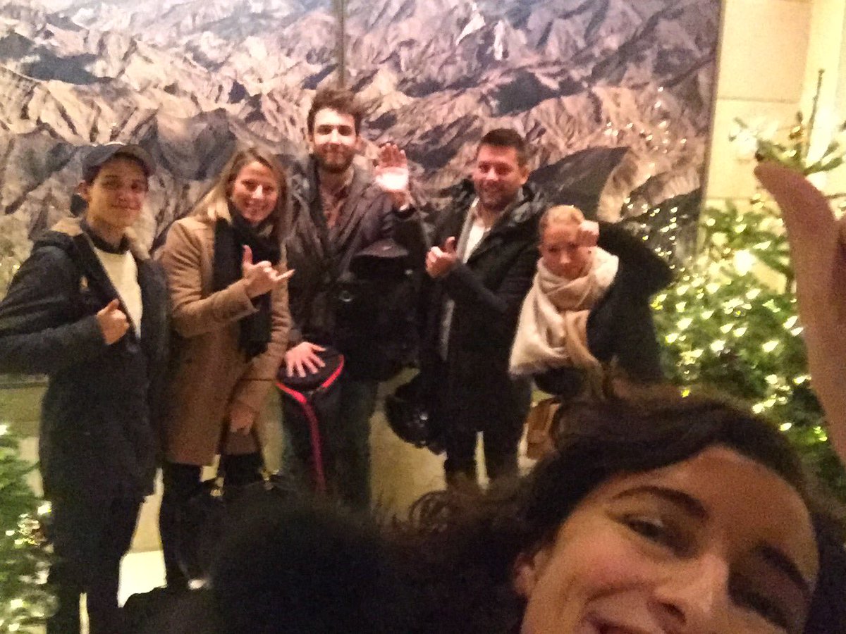 Interview "Tout La haut" en famille, avec Kev Adams et Vincent Elbaz 🎬☃️⛷🏂😍 Merci @ugcillimité <a href="/mariemasakosan/">Marie Guislain</a>