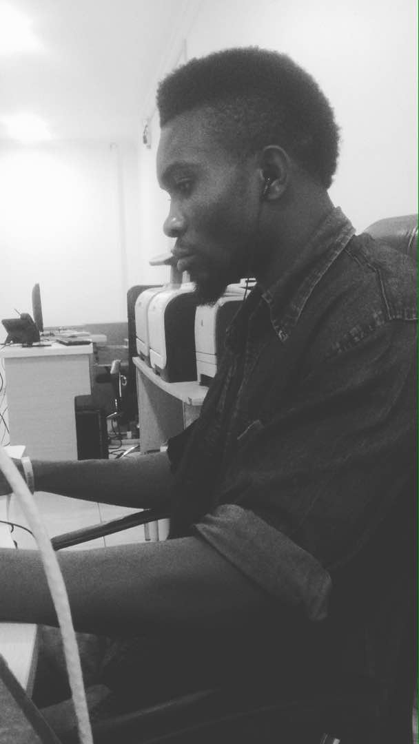 ChrisSamurai7's tweet photo. Pay attention to your work and your job will pay you for it.
photo Cred: @shiley_xo
.
.
#csamurai #work #job #greatminds #motivation #dedication #love #life #motivationaltuesday #goodvibes #Jesusboy #christmas #xmas #grace #giftofwork #focus #dreams #goals #fitfam #fitness https://t.co/uCrpeChza2
