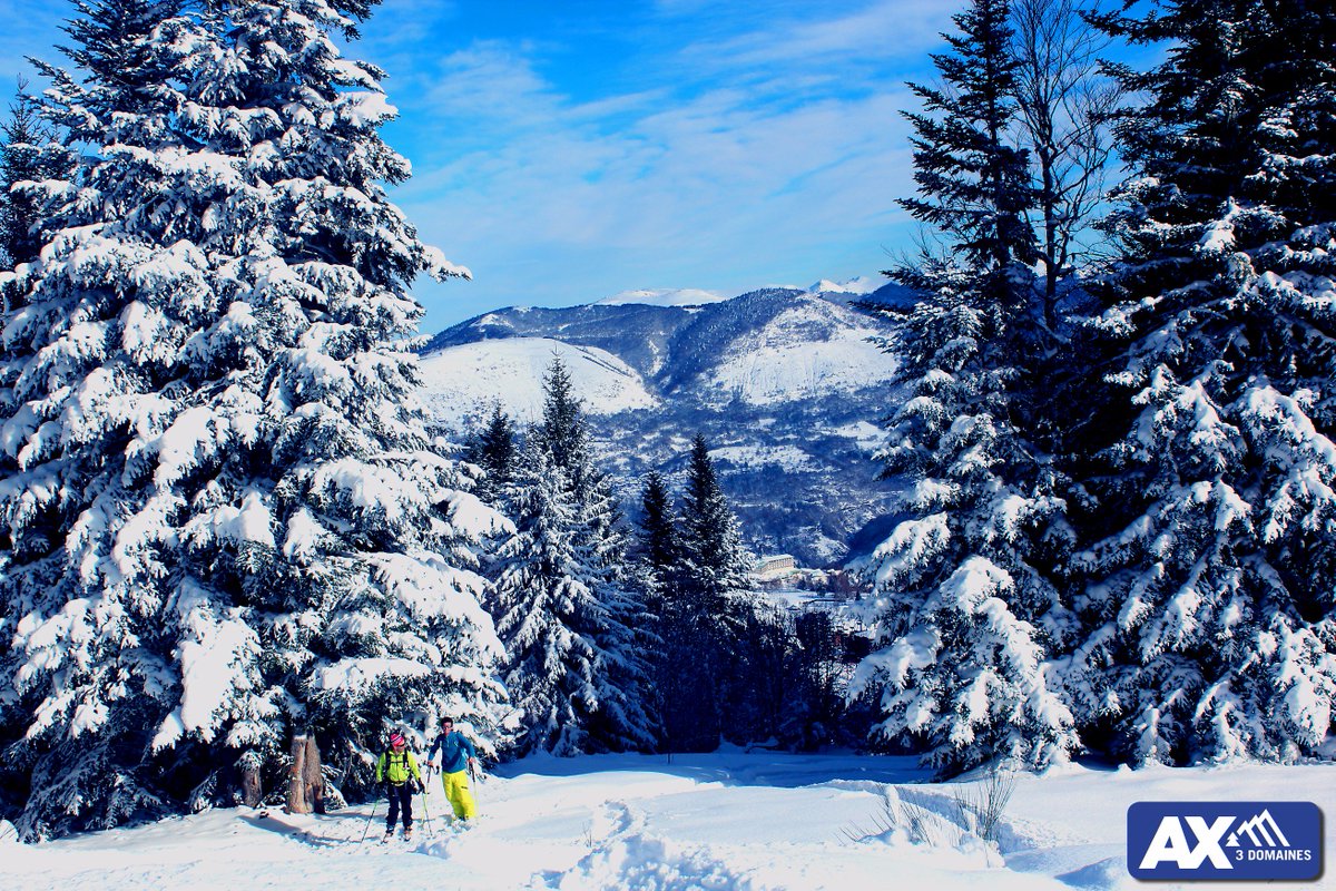 ax3domaines's tweet photo. Parce que sur #Ax3Domaines, on a aussi quelques courageux.... En raquettes ou en ski de rando ! ;-)
#skiderando #skiwalk #pyrénées #ax3domaines#axlesthermes #occitanie #ariege https://t.co/fxDLv5CQW4