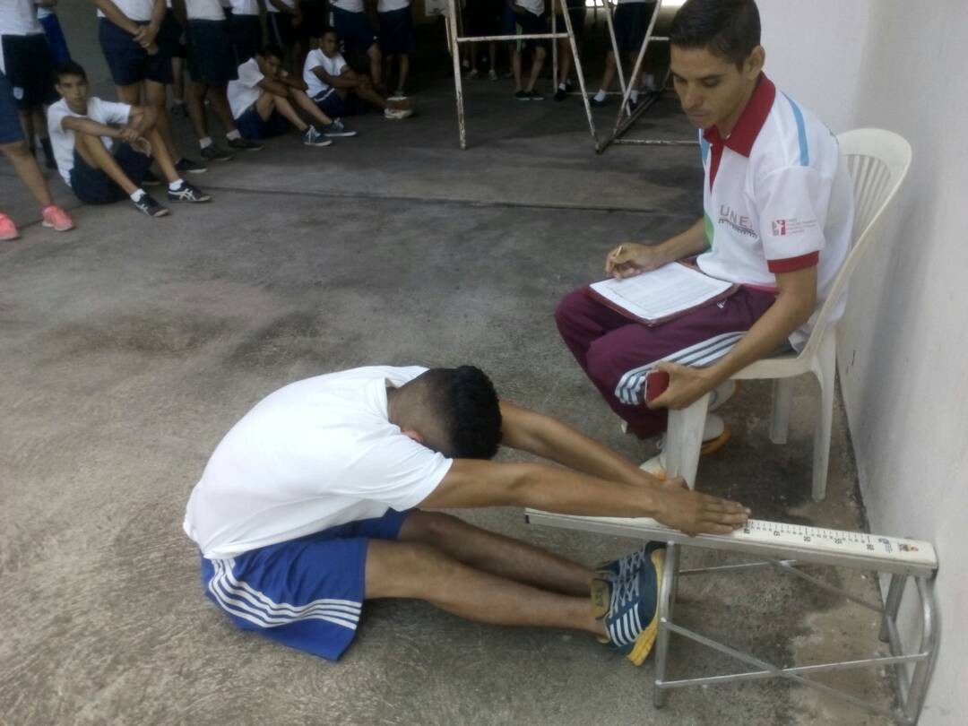 meridaunes's tweet photo. @meridaunes realizó pruebas físicas a las y los aspirantes de los diferentes PNF que iniciarán en el 2018. @UniversidadUNES  @UnesMeridasala https://t.co/qlLOZ2VtKe
