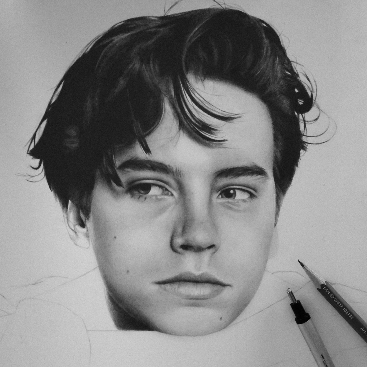 Progress on my drawing of @colesprouse.