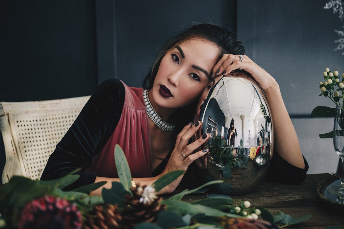 CHRISELLEtweets's tweet photo. Teamed up with @christofle to share the ultimate guide to a glam holiday party! https://t.co/R3LyO2BXH5 #Christofle #ChristofleMood #sponsored #12DaysofChriselle https://t.co/C310uUlkB3