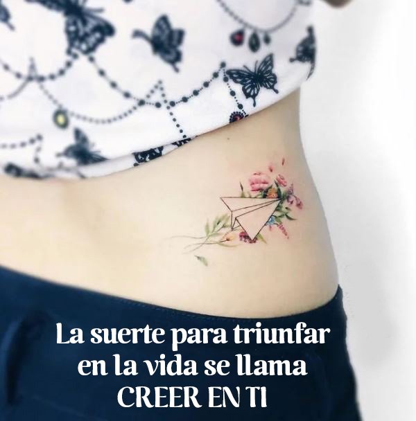 Origarte's tweet photo. Feliz martes para todos! #positivismo #iloveorigami #origami #Ecuador #Guayaquil #Cuenca #origamiecuador #origamiart #BuenDia #papiroflexia #happytuesday #buenavibra #buenaenergia #origamitattoo #felizmartes #paperairplane #aviondepapel #frasespositivas #believeinyourself https://t.co/Wt7srBHr3c