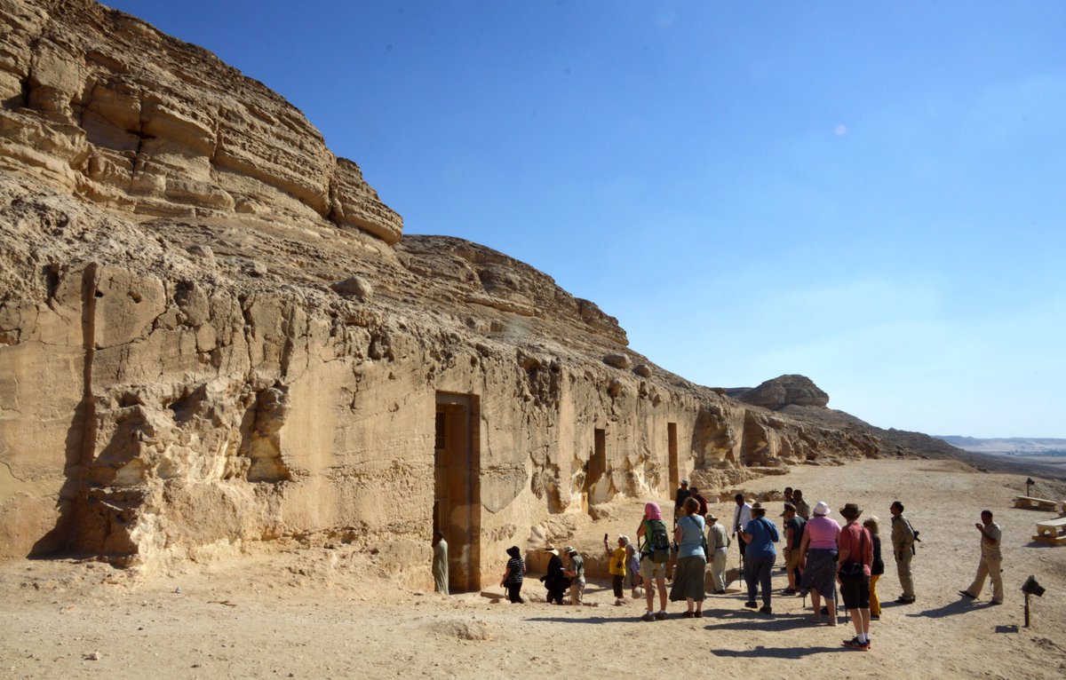 chrisnaunton's tweet image. You’ve gotta think that ancient visitors to the tombs at Beni Hasan - the craftsmen who made them, relatives of the dead, robbers... must have been just as taken w the views as we are now #MissingTombs #Egypt #latergram
