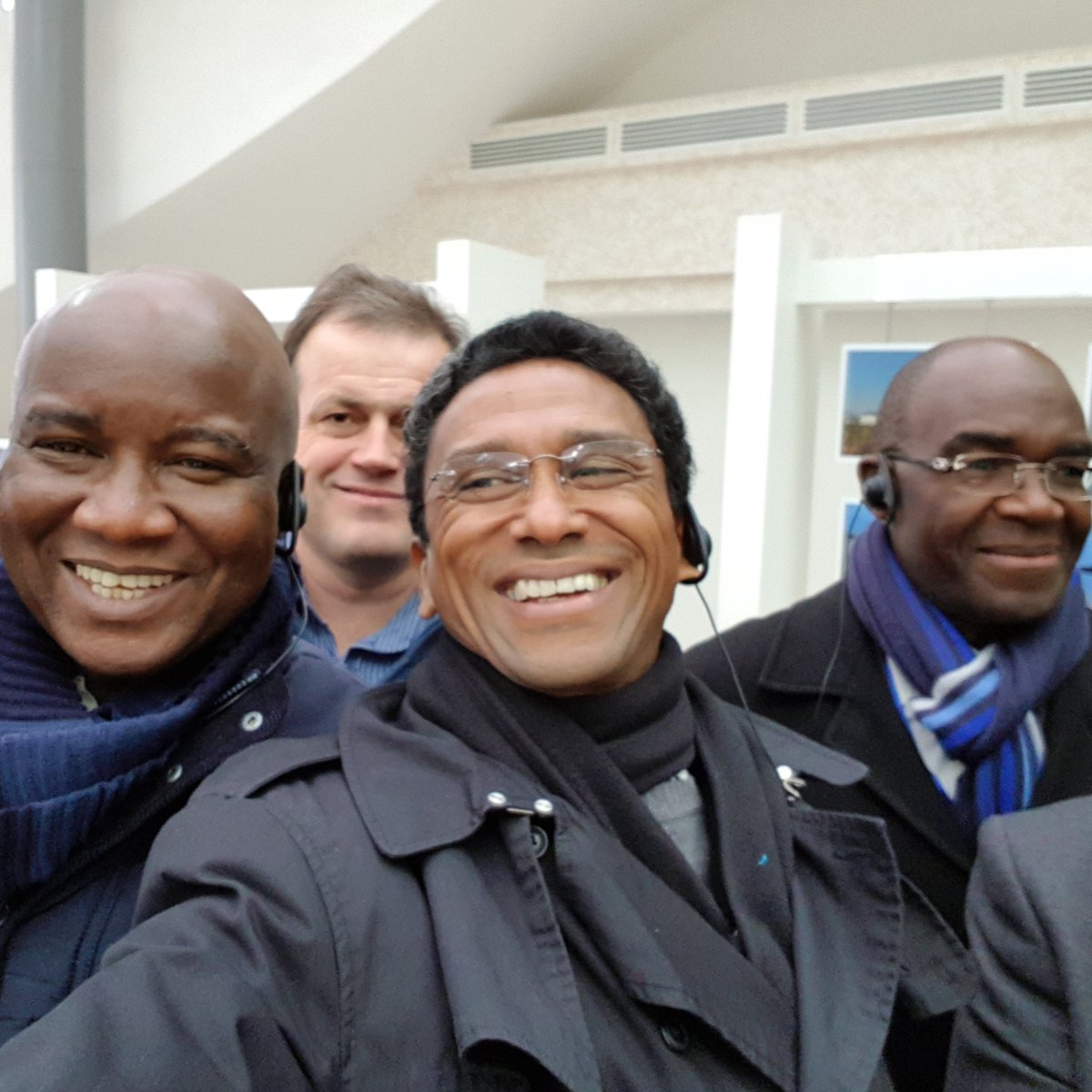 Barry Faure tweet media