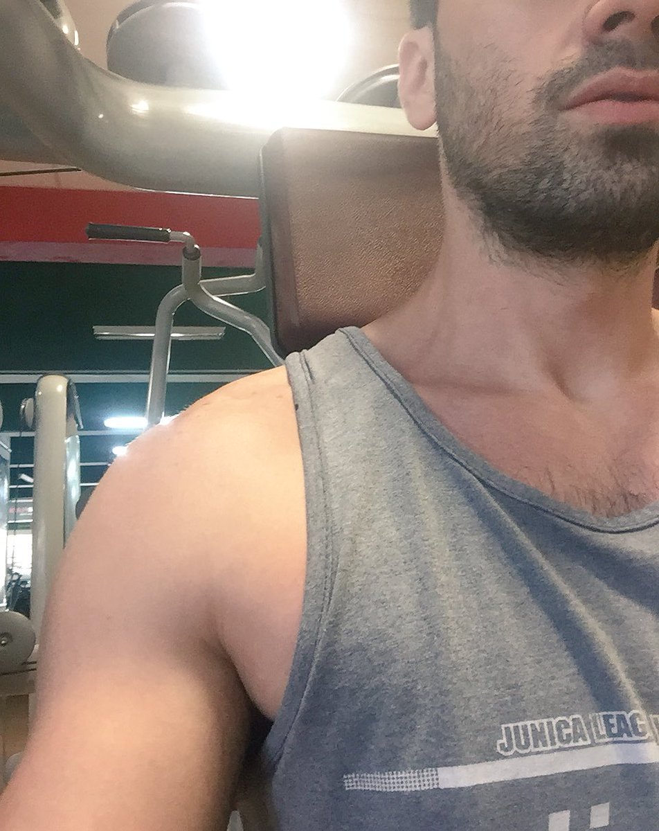 DieGiupponi's tweet photo. #seentrena #gym se #transpira con todo https://t.co/SptDiHcrIA
