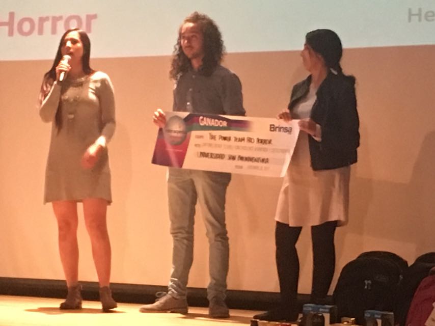 FAiUSB's tweet photo. En el Claustro de @Comfama se realizó la premiación de @interacpedia y Fuimos los ganadores en los retos de las empresas @TarritoRojo_JGB y #BRINSA con el diseño de estudiantes de #DiseñoIndustrial, y #SURA con el diseño de estudiantes de Bioclimatica de Arquitectura. #SomosFAi https://t.co/TqkuFdCJER