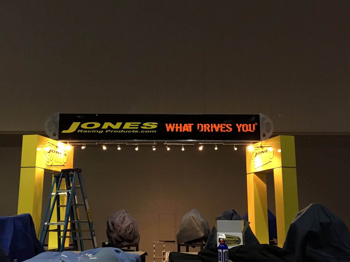 JonesRacingProd's tweet photo. 💡Let there be light!💡Electric is on, we are making progress! #jonesracingproducts #whatdrivesyou® #advancedbeltdrivesystems https://t.co/eSErkA5joy