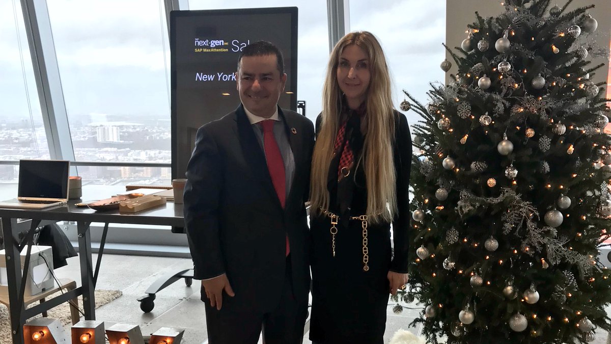 rosenbergann's tweet photo. Tune in live to watch Todayβs salon with @silviobessa to accelerate digital innovation through the new @SAPNextGen program for #SAPMaxAttention in New York β #MaxInnovation LIVE now at https://t.co/BLnRdlCwEC https://t.co/uCgA5l8QIE