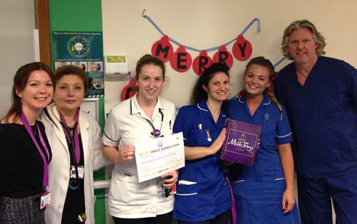 SethiSimon's tweet image. Ward 9A today’s iCARE about #PatientTime champions for their fantastic work valuing time - 6 patients discharged before midday! @scull_tim @kerrylwhite1  @ShelaghMeldrum @MandyCarney