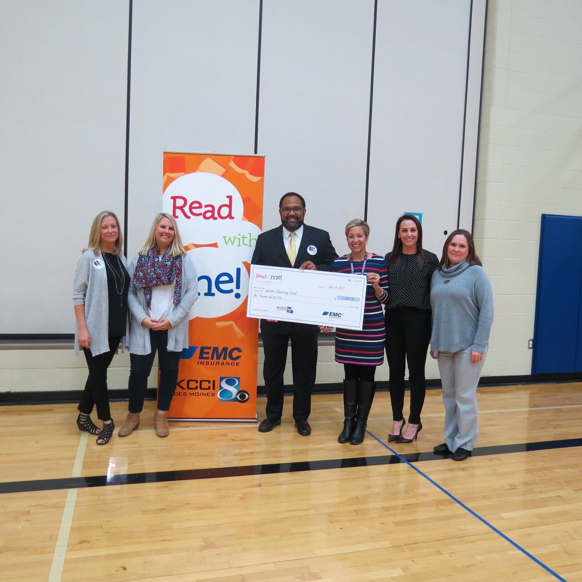 WEB_UCSD's tweet image. Marcus McIntosh of KCCI visited Webster&apos;s great readers for the Read With Me program!  And...Webster&apos;s library was awarded $1000 from EMC!  Watch KCCI at 5:00 pm on Friday to see our fun! #PowerofWE