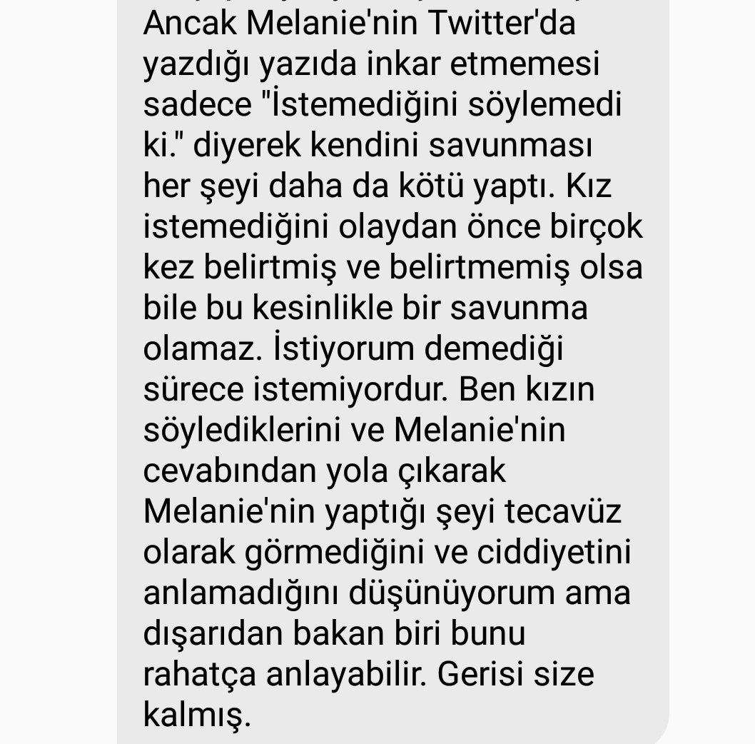 zaynmalikfvr's tweet photo. Melanie Martinez'in olayını tam olarak merak edenler için : https://t.co/GBmmBpeyb7