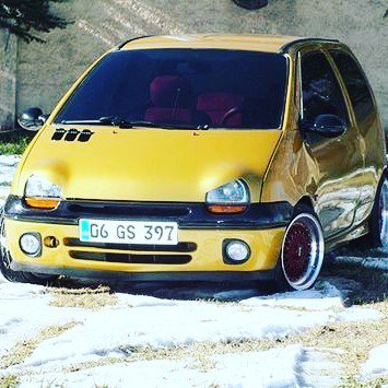 tuningtwingo's tweet photo. #myshowcar #mycar #twingotuning #twingo #carporn #cars #lovecars #lovemycar #ilovecars #showmycar #showroom_car #renaulttwingo #renault #automobile #awesomeride #automotive #carsofinstagram #cargram https://t.co/nq8gA0sqjy