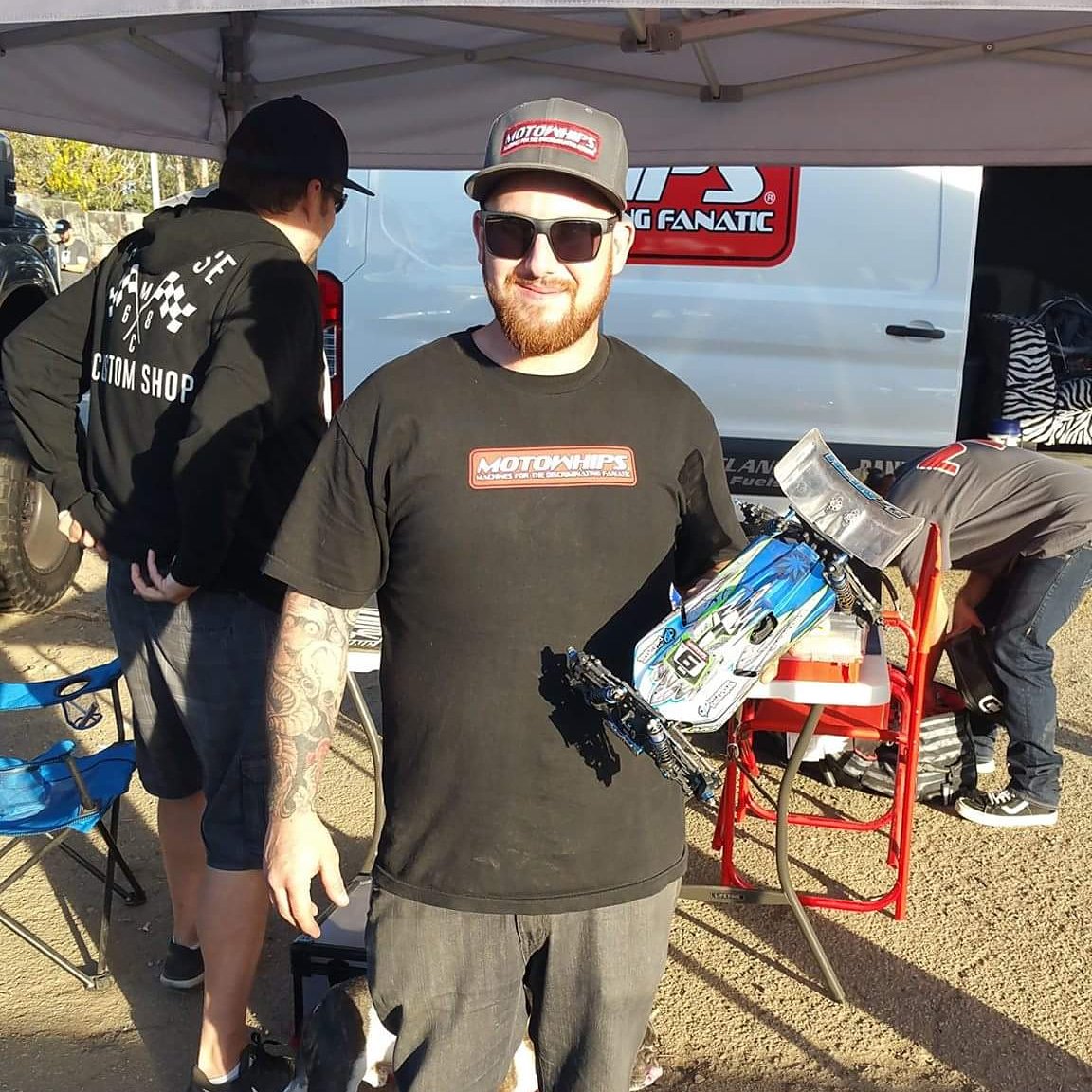 ActivRc's tweet photo. Sunday Off-Road club race at Roadrunners R/C Club!
ActivRC team driver Cory Smith takes the TQ and Win in both Pro 17.5 2wd Buggy and 4wd Expert 13.5 Buggy!
Watch the 4wd Exp 13.5 race:
https://t.co/SYrcmMxtpl
#activrc #roadrunnersrc #motowhips
https://t.co/JFdaeb9c0s https://t.co/wzMHRILOwg