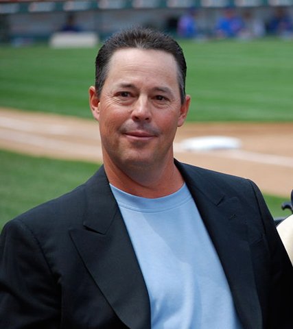 ChiBallMuseum's tweet photo. The @GregMaddux 'money quotes' that too few read in 1991 - December 9, 2017 marks 25 years since #GregMaddux left @Cubs https://t.co/RuyshXp4E2 Photo credit ScottRAnselmo https://t.co/T8NTqEygD1 https://t.co/uWkH2NDgFv