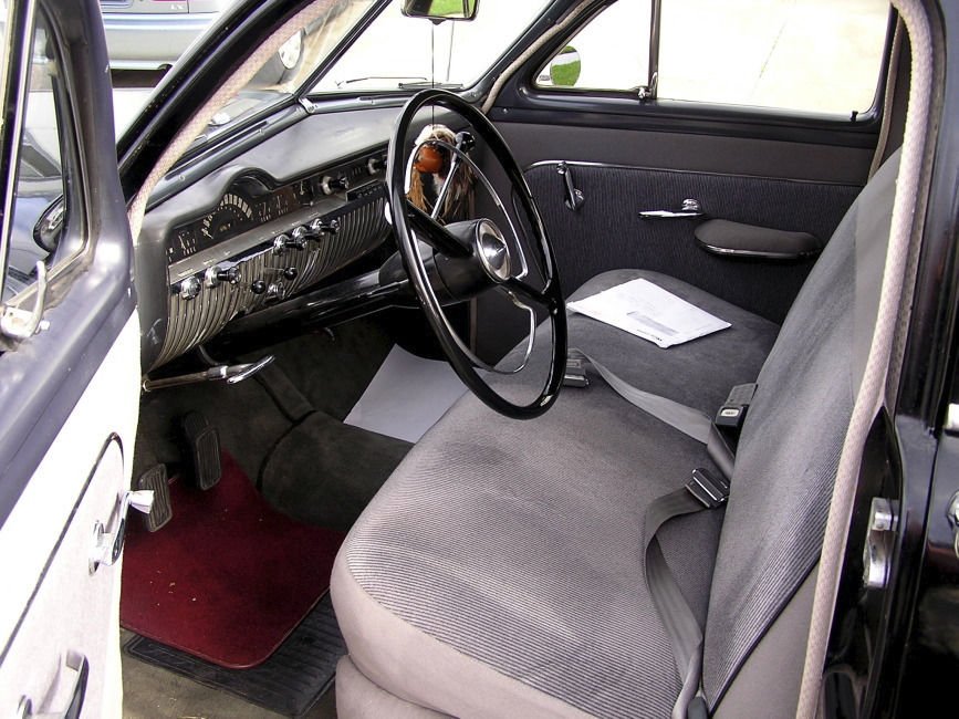 Mercomatic's tweet photo. 1951 #Mercury #Coupe has been lowered but other than that is mostly original including the 255 cid #flathead #V8; This was the first year for the #MercoMatic automatic transmission and the last year for the Jimmy Dean style Mercs https://t.co/u7z04qNBLd https://t.co/n13gxaabE7