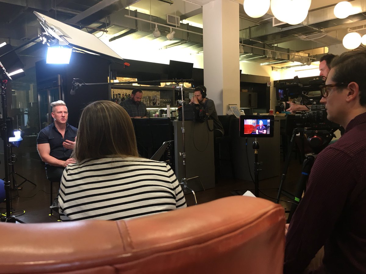 heathershelstad's tweet photo. Fun stuff happening @Knewton today 🎥😁 #achievement #knerd #innovation #tech #passionate #mission https://t.co/BelFztC5Lx
