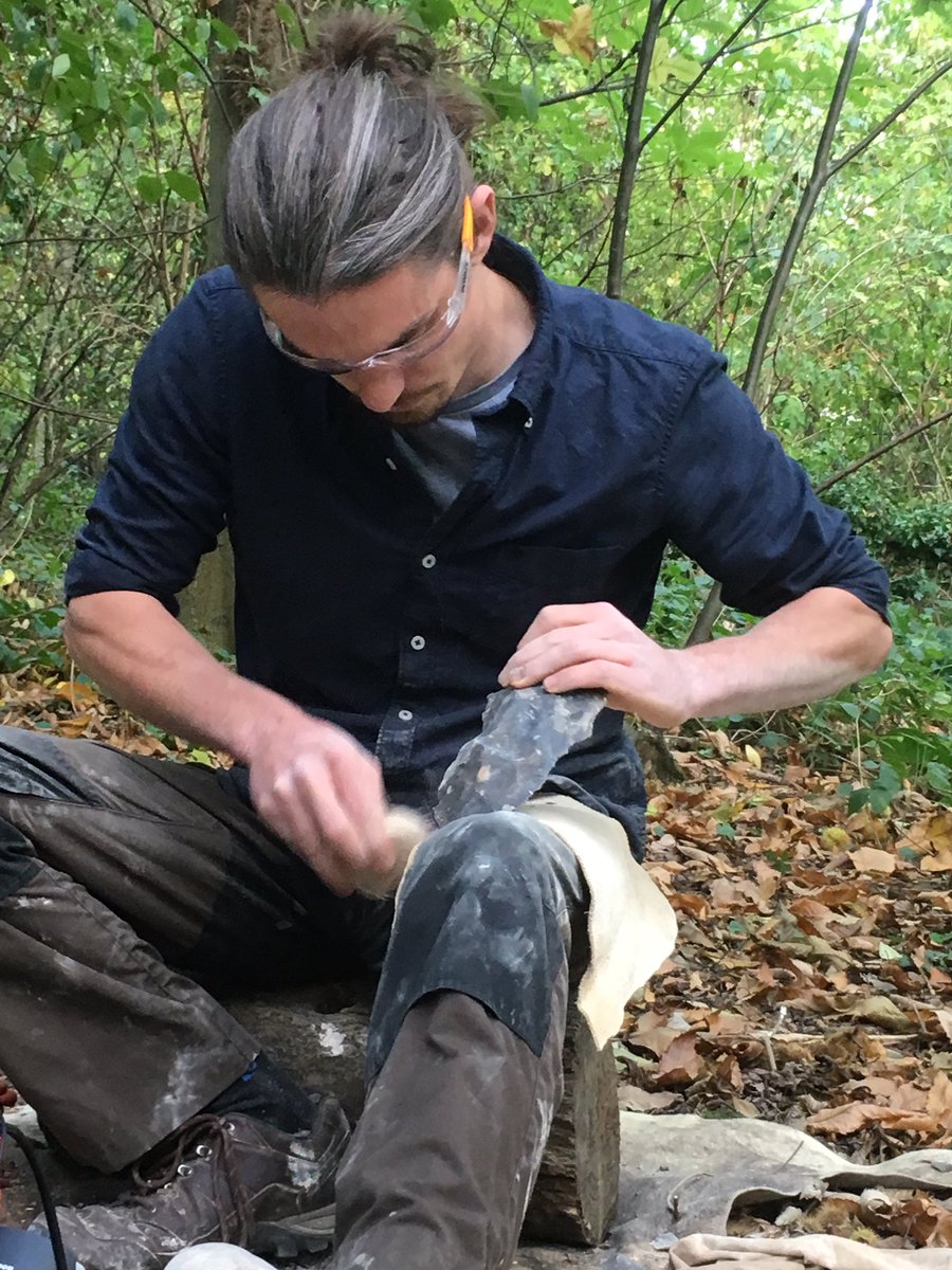 Tonight I'll be making an appearance on @BBCFOUR in "Invasion! with <a href="/DrSamWillis/">Dr Sam Willis</a>" Talking about the Neolithic and making a flint axe head to try and fell a tree. It was a really fun couple of days filming! bbc.in/2BnWN4j