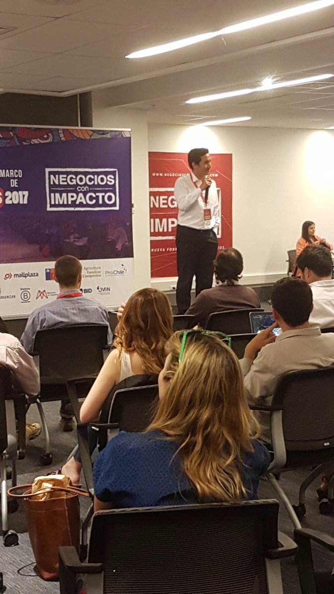 sofiaburford's tweet photo. el seco @ZepedaAlfredo hoy en la Ronda de #NegociosConImpacto!
desde @SistemaB, @Emprediem y en el marco del @fiiSorg hoy tuvimos este evento con el fin de potenciar el PROP��SITO detrás de las empresas, y cómo este es clave para el ÉXITO!
#VenAfiiS
#DondeSeJuntanLasIdeas https://t.co/ZOYoJJZkQ1
