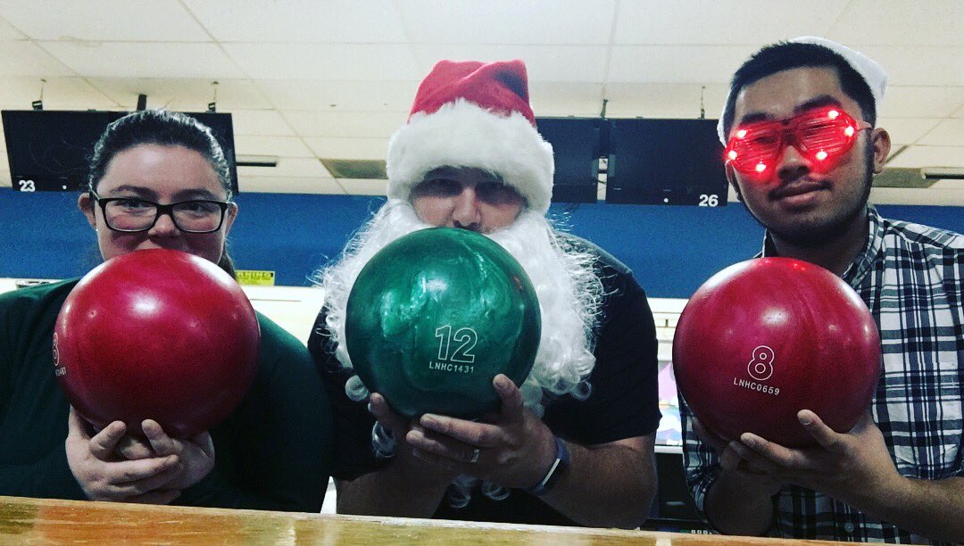 genmerge's tweet photo. Christmas Bowling Party is TOMORROW! Join us at Star Lanes for free bowling and pizza! Wear your best Christmas themed clothes and you could win a prize! #bowling #mergechristmasparty https://t.co/7PjUDY9Fwc