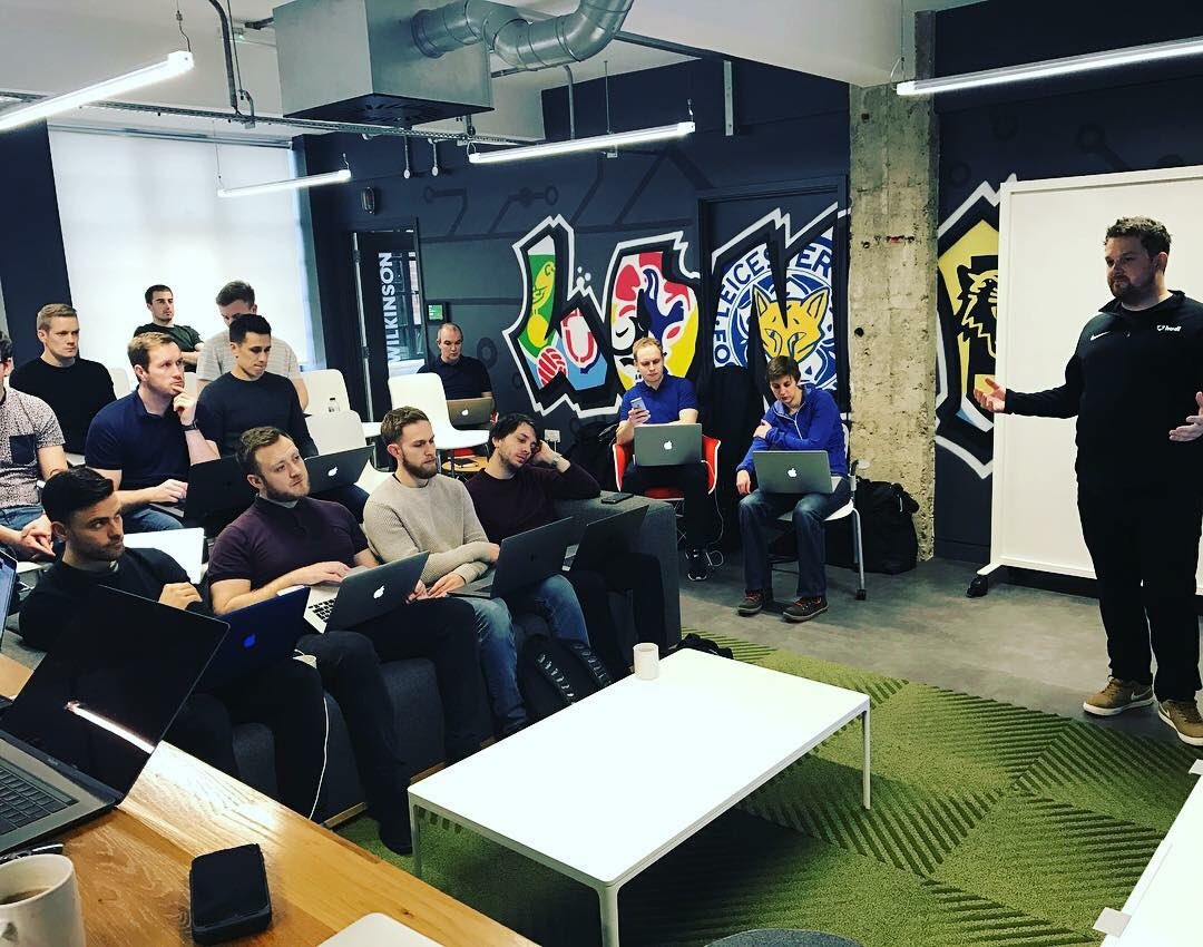 MikeGavin_Hudl's tweet photo. @FA analysts being trained in the finer points of @HudlUK - supporting our boys on the international stage #Analysis https://t.co/JtW1HykjWN