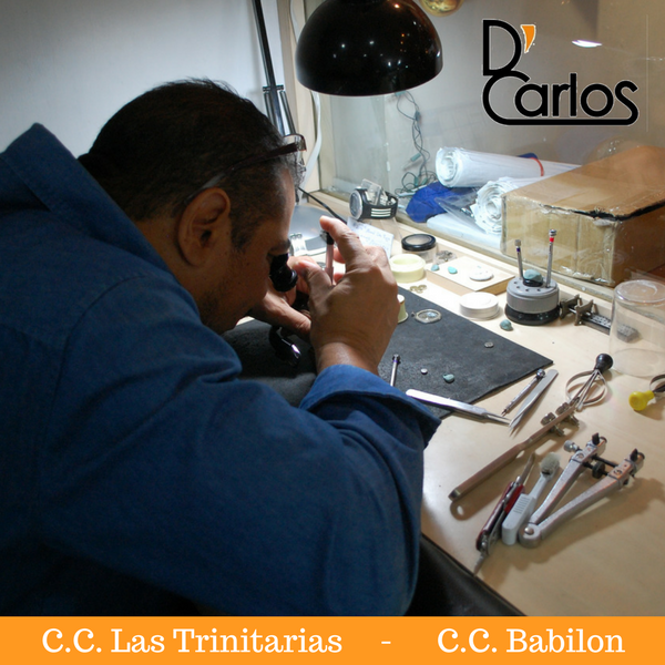 dcarlos_ca's tweet photo. ¿Buscas donde reparar tu #Reloj? ¡No te preocupes! Tenemos para ti el servicio profesional de #Relojería donde tu reloj quedará como nuevo. Visita nuestras tiendas en #Barquisimeto #CCLasTrinitarias y #CCBabilon
#FelizMartes #5Dic #DCarlos #Servicio #Lara #Venezuela https://t.co/gFLnyjQh7d