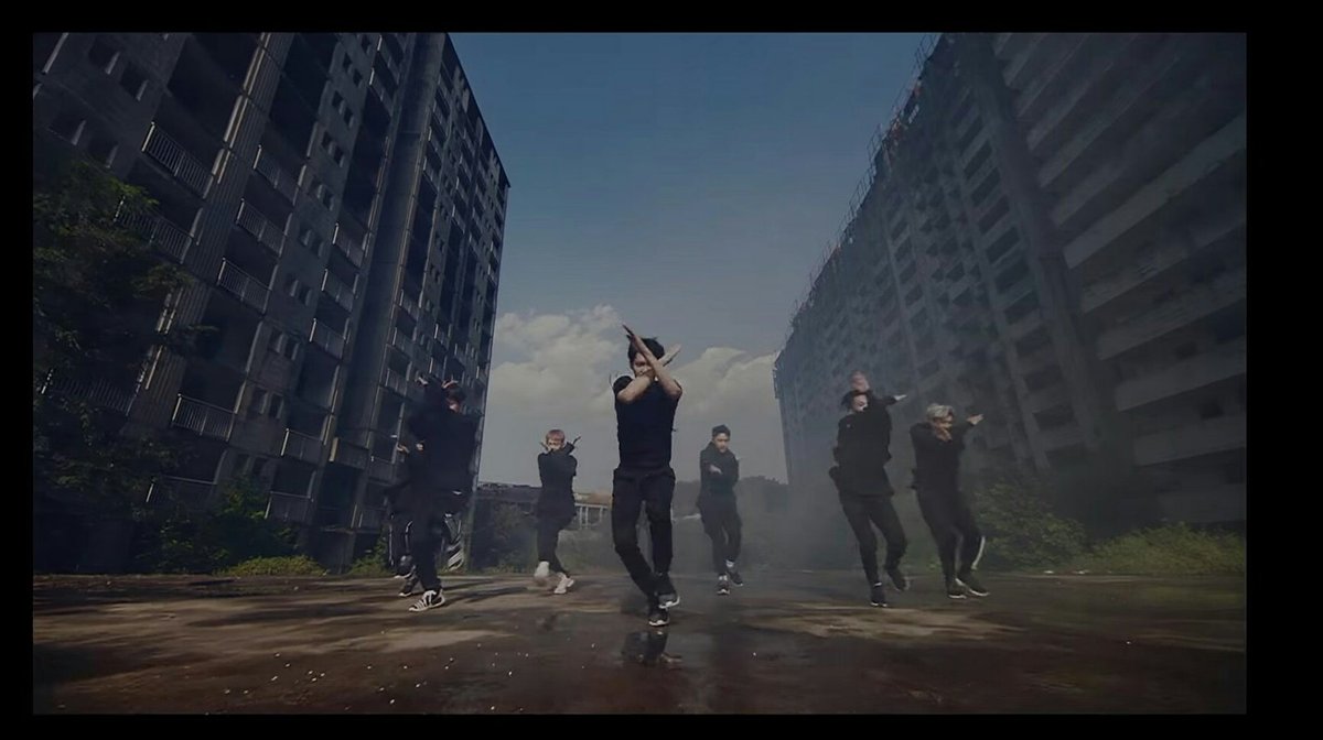 exol_planet12's tweet photo. ВЭРИ ХОТХОТХОТ🔥🔥🔥💥💥💥

#EXOL_카카오발사 #ElyXionInSeoul #ElectionDay #ElectricKiss #KAI #EXOL #EXO https://t.co/KpNGCubXK4