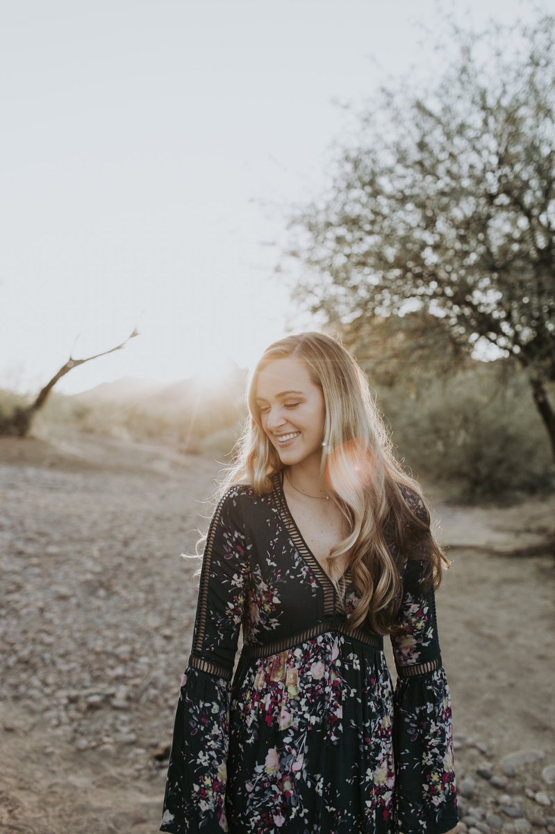 averyygfisher's tweet photo. dear senior year, 
please slow down 🎓 https://t.co/YVhu79uqvh