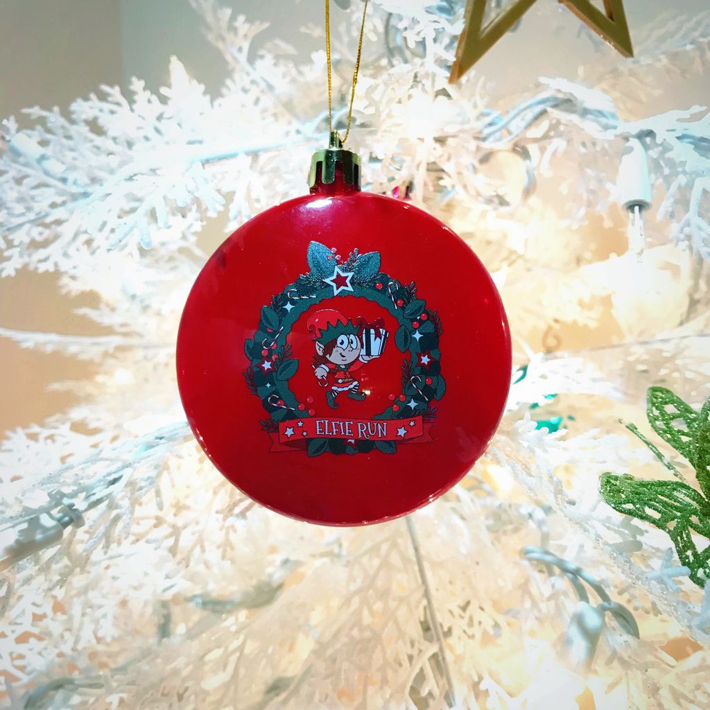 FitFam_com's tweet photo. Put up your Christmas tree yet? There's ONE ornament you're missing from it, the #ElfieRun ornament! Join our holiday virtual run/walk and get this swag (plus much more) in the mail!
Check it out: https://t.co/b5BwDbw0Ef https://t.co/KCB9L6xB7j