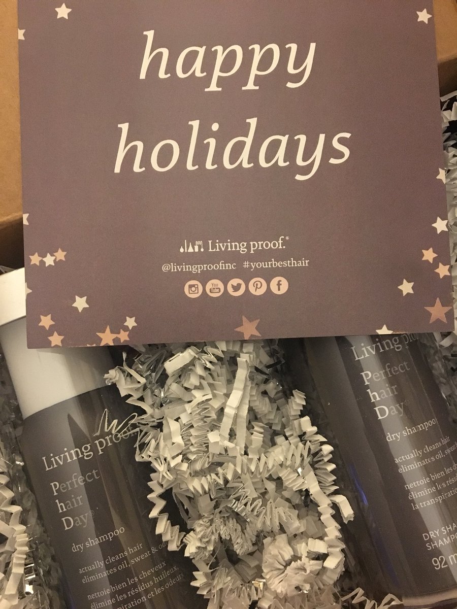 LaurScal's tweet photo. Thank you for the holiday #proofie pack, @LivingProofInc! #yourbesthair https://t.co/dGNKrPSvTI