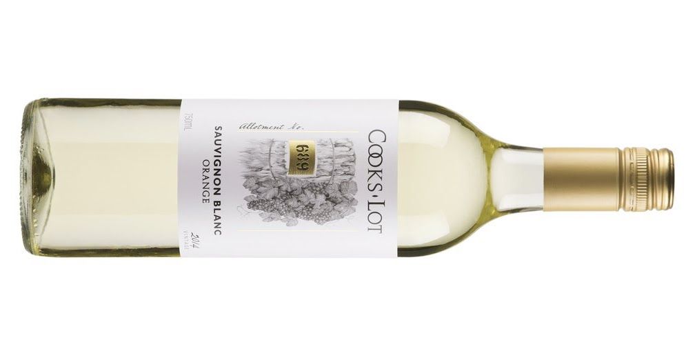 Qwine's tweet photo. Hello sunshine! Sauvignon Blanc hitting the target, and as usual, Cook's Lot hit the mark offering great value. https://t.co/loUeNwFKdA @CooksLotWines https://t.co/hwN5DRGBaM
