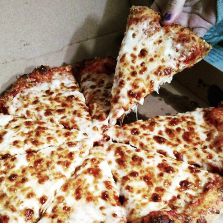 Dominos Cheez It Pizza