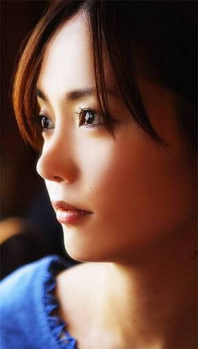 O Xrhsths ショートヘア好き 将棋 バドもね Sto Twitter 朝美人 おはようございます 中村ゆり Yuri Nakamura さん 朝ドラで知りました 花子とアン の白血病の村岡夫人で 出られてました 華奢で抱きしめたくなる感じの可愛いひとですね 女優 Actress