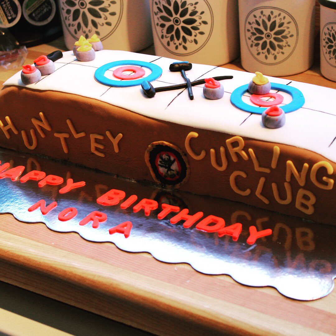 MrsMartel2's tweet photo. What an amazing birthday cakes! @HuntleyCurling @OVCAcurls Happy Birthday Nora!! Thanks Mel @meldumond https://t.co/6vr9zzpfHO