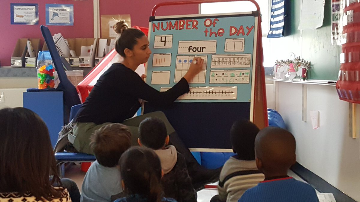 One of our awesome student teachers <a href="/MsCatherine_R/">Ms.Catherine</a>  helping us decode the number 4. <a href="/StMichaelOCSB/">St. Michael School (Ottawa)</a>