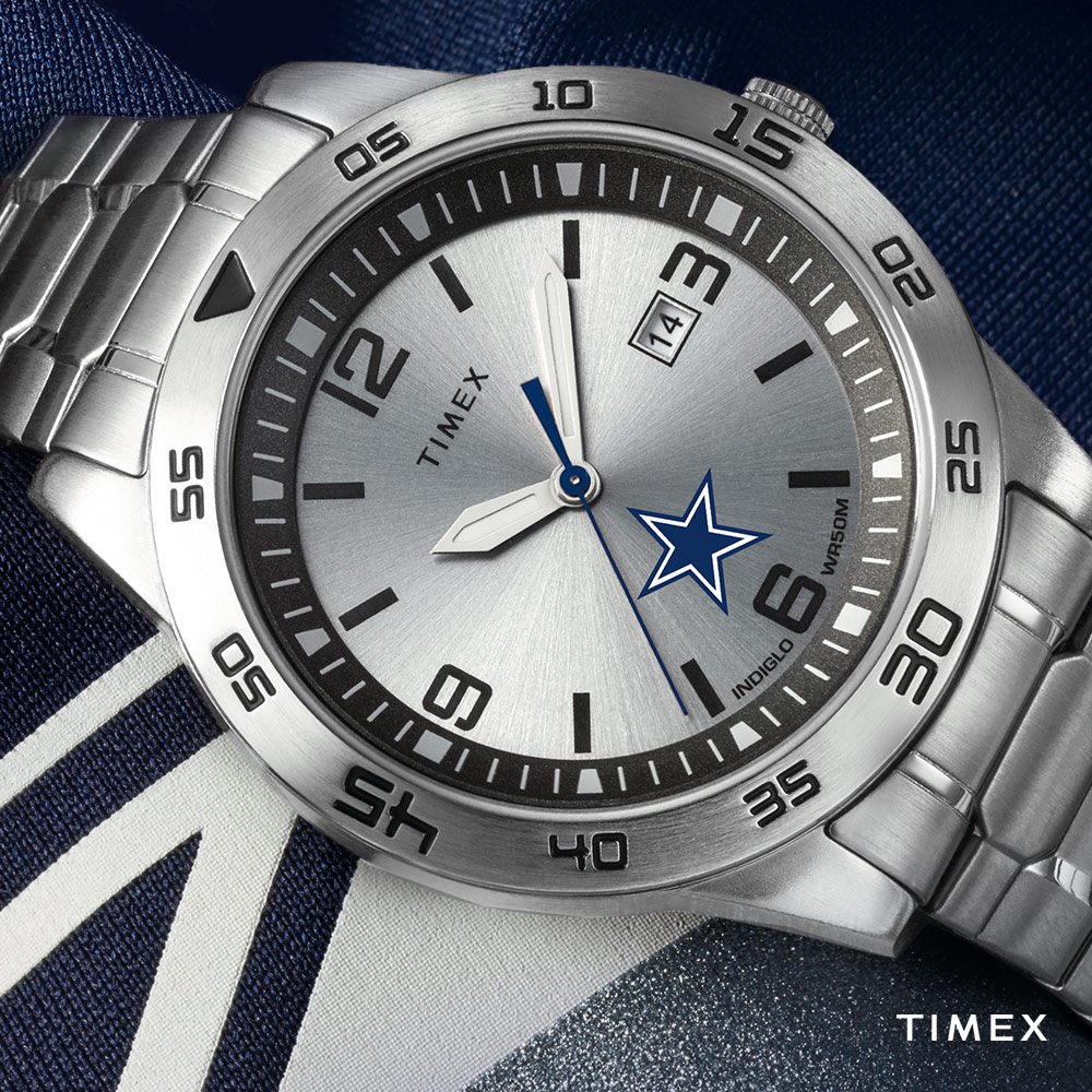timex's tweet photo. For the die-hard sports fans that can’t get enough of their team. #tributecollection #giftideas #timex https://t.co/r7AOPHPpcA
